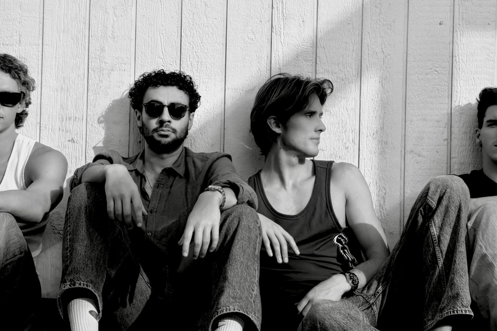 THE GROUNDSWELL - DRAGGING ME AWAY SINGLE LAUNCH