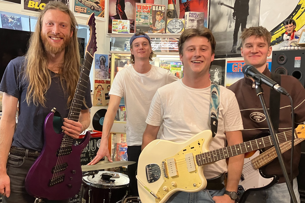 Atomic Entourage Headliner w supports Dirty Gwen and Aaliyah Bise