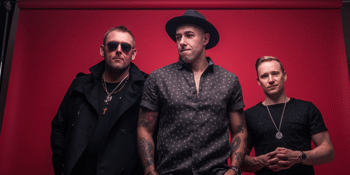 The Wolfe Brothers - No Sad Song Tour