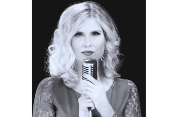 Lucy Burke – One Night Only
