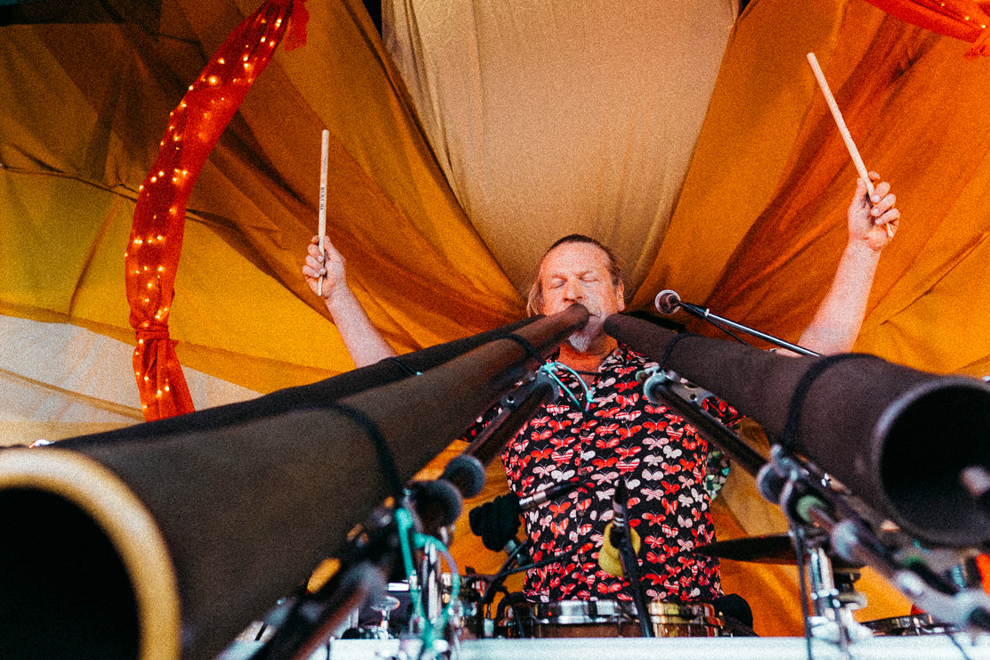 Si Mullumby & Friends
