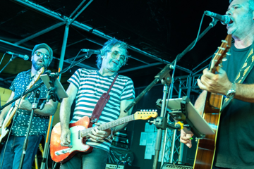 The Dead Flowers (play the Rolling Stones)