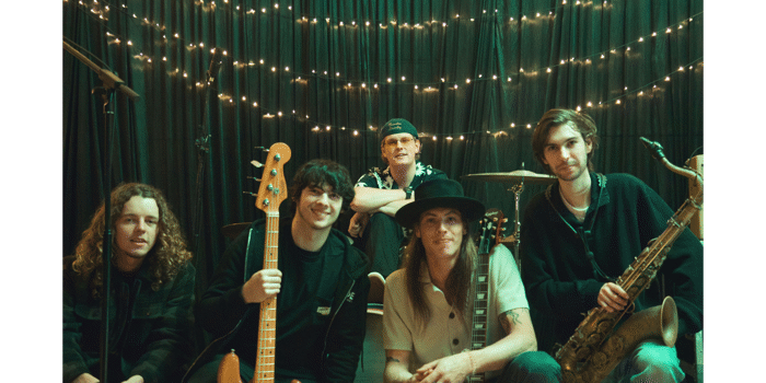 Lucas Cavanagh & The Train Wrecks - FREE ENTRY