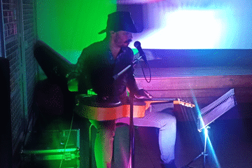 **FREE ENTRY** Kier Stevens (Front Bar)