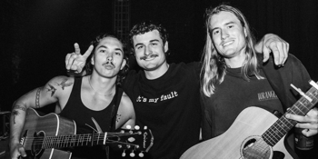 Nana's Pie 'i'll still wait' Australian Tour