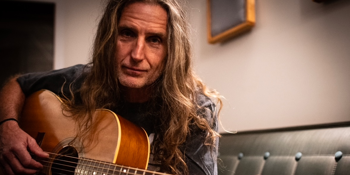 Peter ‘Blackie’ Black (Hard-Ons), Jodie Flange (Flangipanis) & Emmy Hour (The Cutaways)