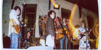 KISSES FAREWELL FOR NOW - FREE FRONT BAR SHOW