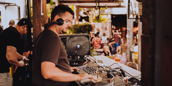 Pure Vibe Sundays ft. DJ Charlie Bucket & guests
