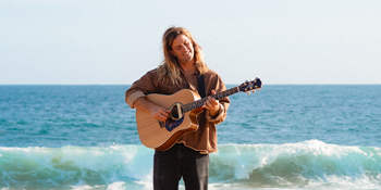 FELIPE BALDOMIR Sunset Highway Tour (GOLD COAST)