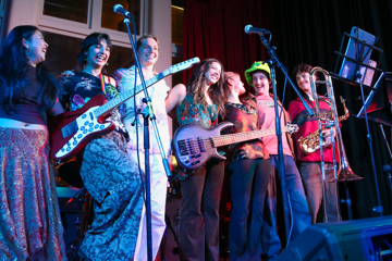 The Lotus Seven w/ The Gals + Izjkala