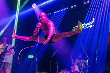 WHERE,S JIMMY TOUR +W.O.M.B.A.T.+VIXEN SCREAM+HANDGRENADE HEARTS.