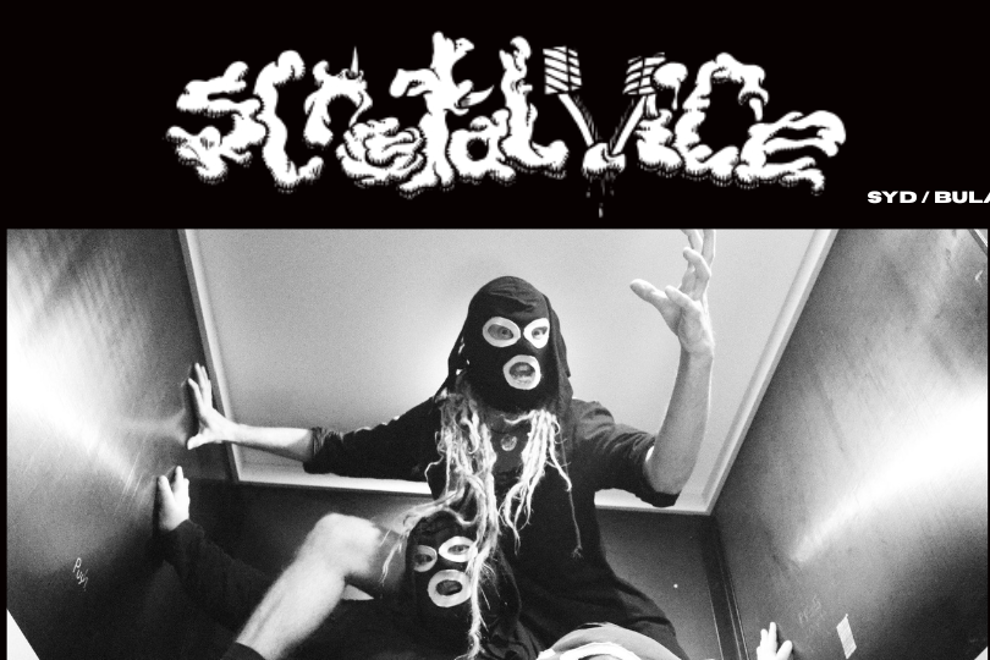 SCROTAL VICE GO DOWN ON VICTORIA AT THE LAST CHANCE