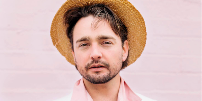 Laneous **FREE GIG**