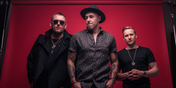 The Wolfe Brothers - No Sad Song Tour