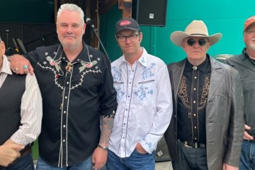 FREE ENTRY | The Pourshots | In The Basement, That's Where It's At