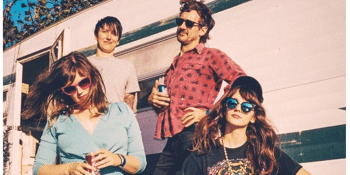 Tropical F*ck Storm Single Tour