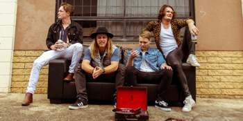 Whisky Grinn | Lunchtime | Roadhouse | Sky Valley