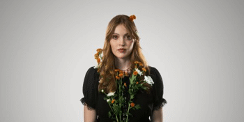 Sadie Mustoe - White Flag Tour