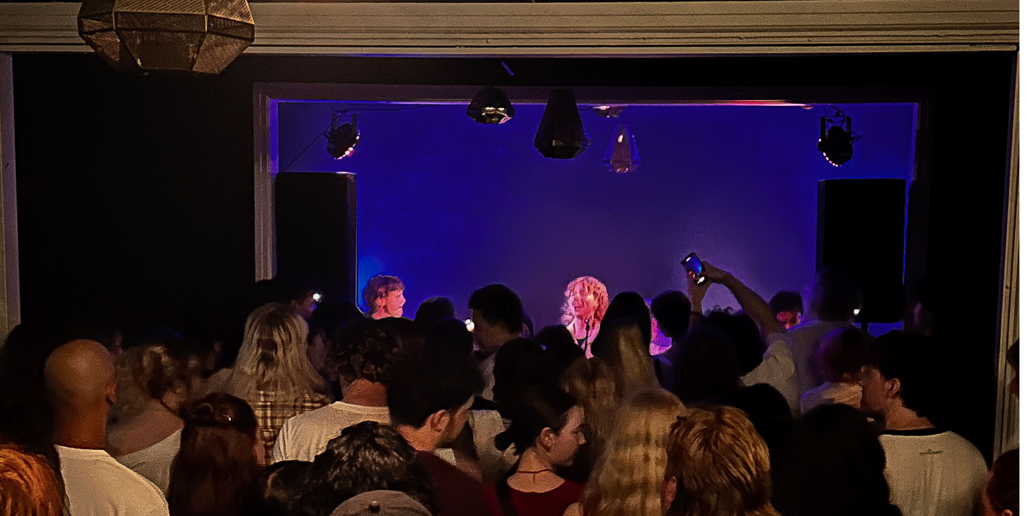 Bombshell Interview + Headspin + Plastic Trees [Upstairs]