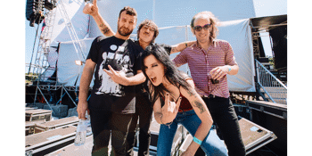 Magic Dirt - Manly Leagues