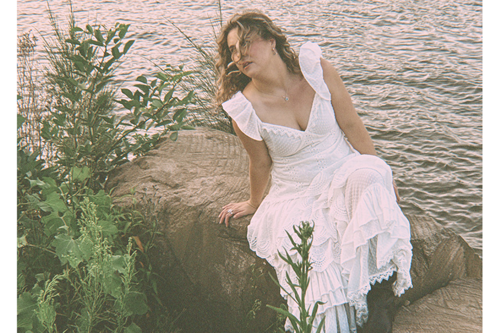 Chloe Gill “I Have a Habit of Dreaming” Album Launch  w/ Aunty Alan