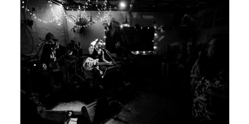 Les Poetes Pop w/ Huckleberry - FREE ENTRY