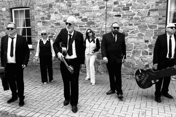 Mrs Wallace & The Royal: Play the Tarantino Mixtape
