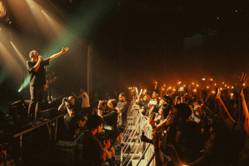 Hands Like Houses