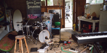 Speakeasy w/ Hannah and the Heartstrings + Luca Roy