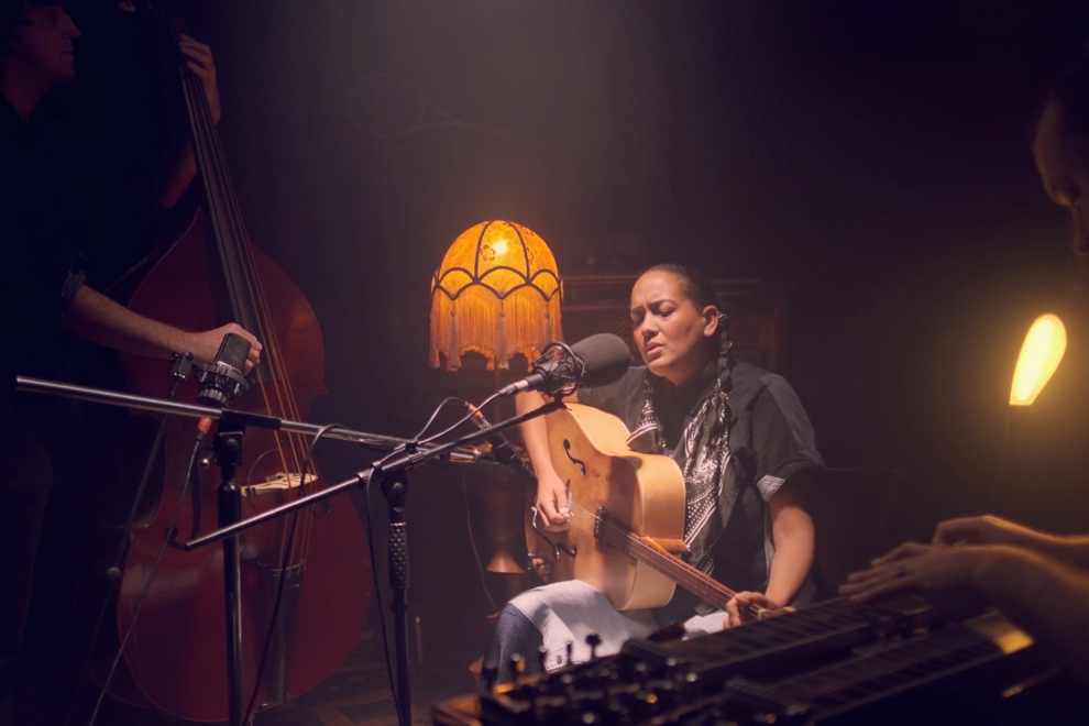 Suzie So Blue **FREE GIG**