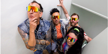 Regurgitator JUKEBOXXIN’ with a fistful of fizzers