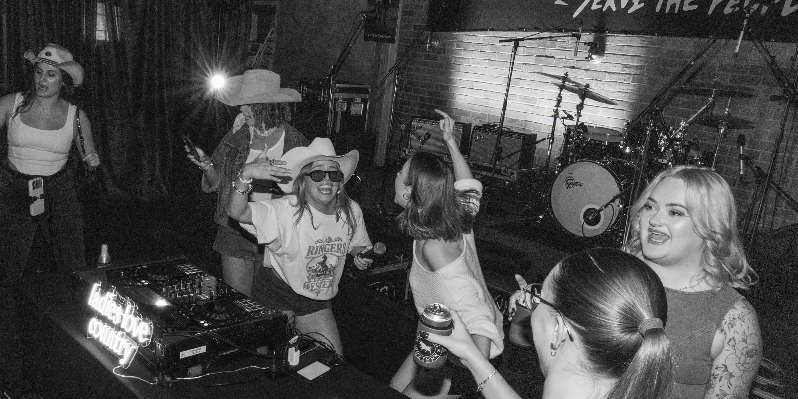 Strummingbird & Ladies Love Country After Party
