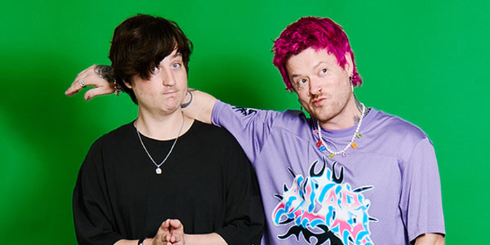 Hot Chelle Rae - Performing "Whatever" in Full + Fan Favourites