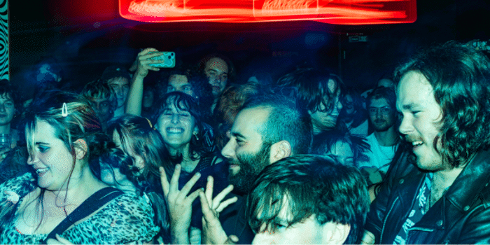 FREE ENTRY | Pet Therapy live at The Espy