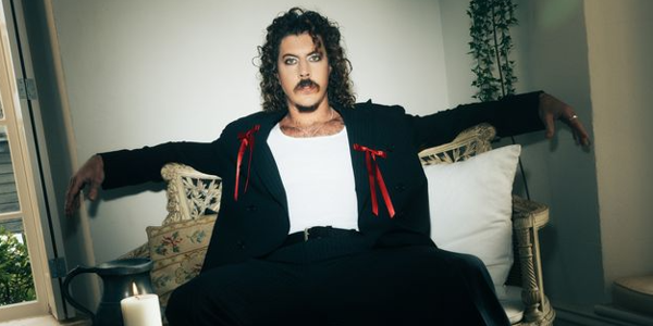 KELI HOLIDAY live at Hoey Moey Hotel in Coffs Harbour on April 03, 2026 - Concert poster