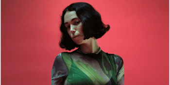 RISING: Kelly Lee Owens