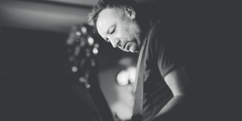 Peter Hook & The Light - Joy Division: A Celebration