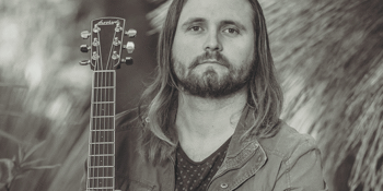 Acoustic Acts in the Backyard w/ Robert Hinton