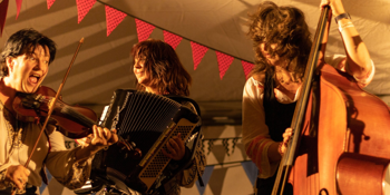 Vardos Trio **FREE FRONT BAR GIG**