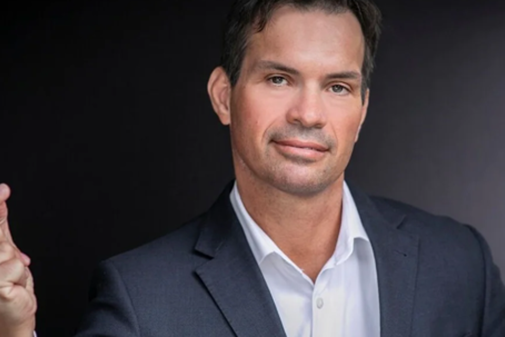 Master Hypnotist Rob Young – Comedy Show