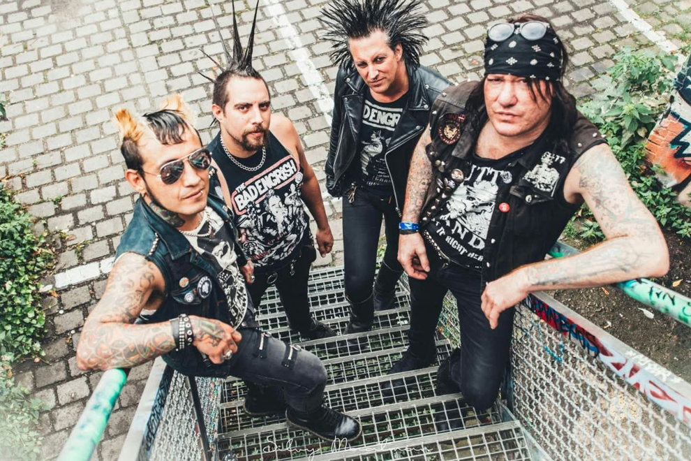TOTAL CHAOS (USA) + WOLFPACK and local supports