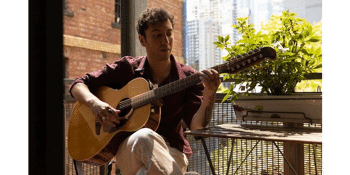 Jad Pinnone live at the Leadbeater Hotel