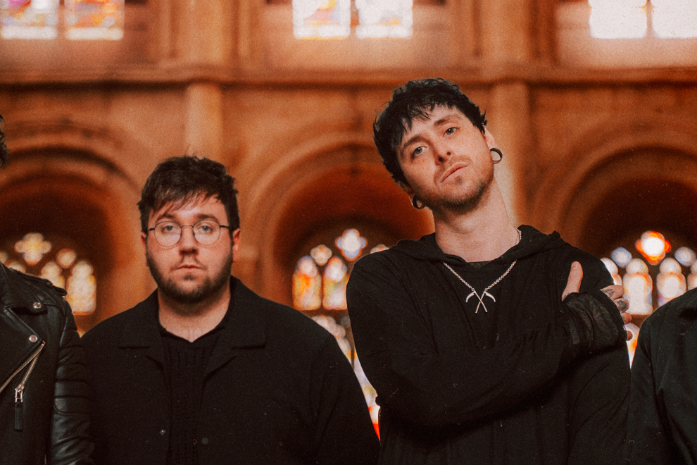 Caskets Exclusive Belgrave Headline Show