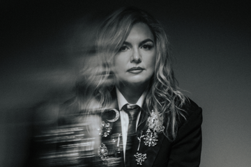 Eliza Hull - Live and Intimate