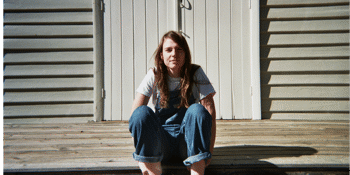 Angie McMahon
