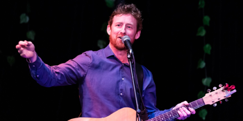 Hugh McGinlay **FREE FRONT BAR GIG**