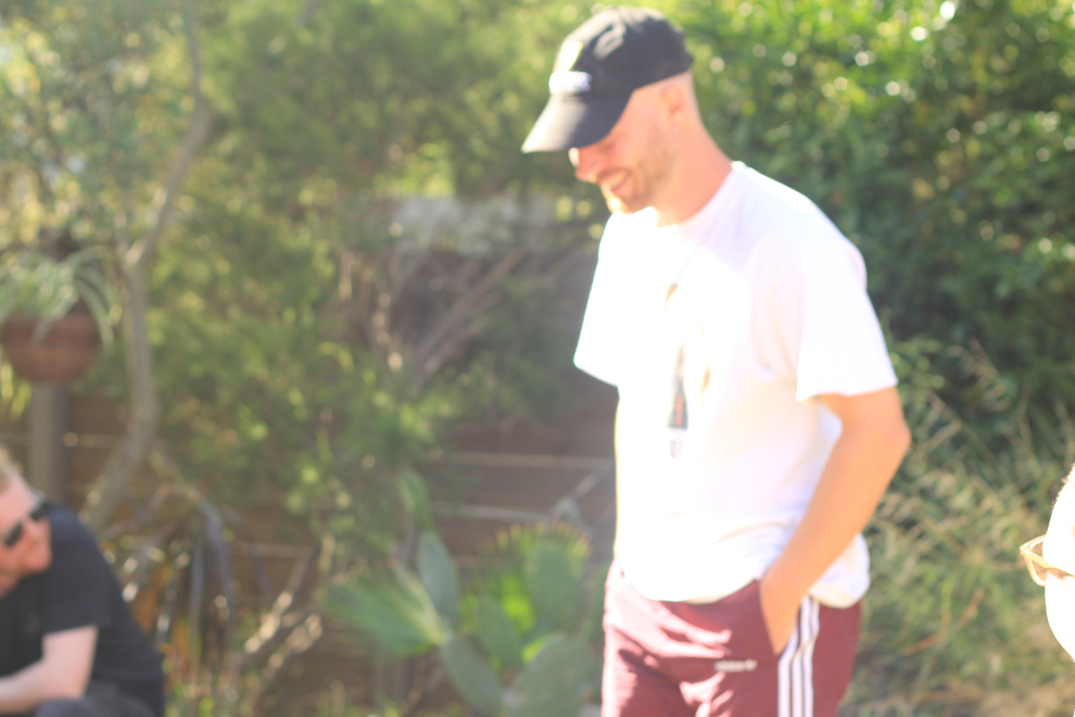 John Henderson **FREE GIG**