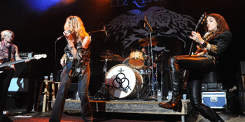 Lez Zeppelin (USA)