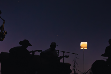 Santa Ana Rodeo (USA) with Tallulah Grace and Lady Fern