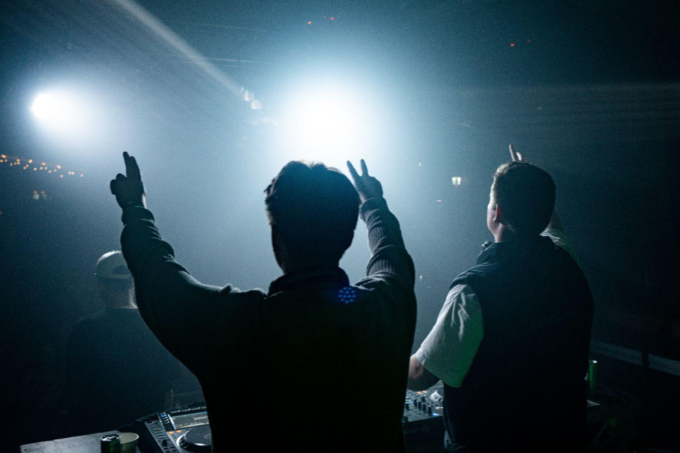 (POV Presents: SUUNE)